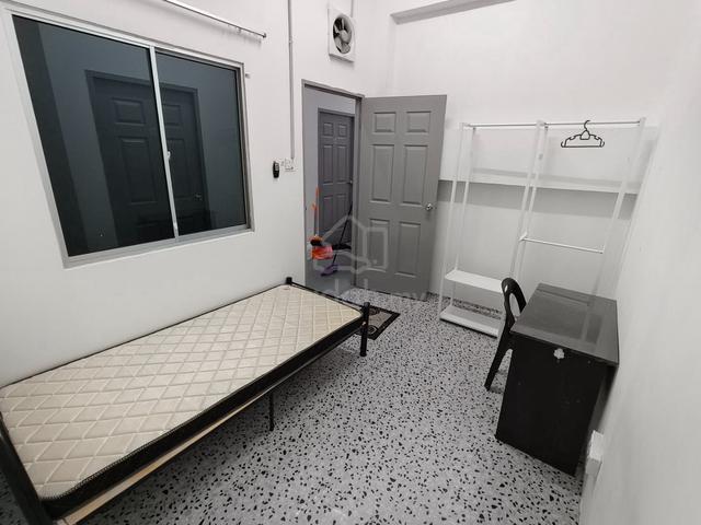 ROOM FOR RENT (Kota Samarahan) 1