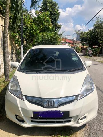 2013 Honda JAZZ 1.3 (HYBRID) FACELIFT (A) - 1