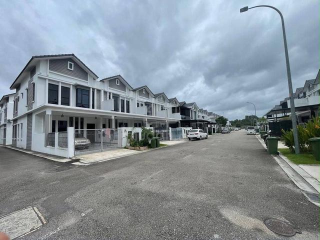 For Sale Double Storey Terrace House Elata Haven @ setia tropika 1