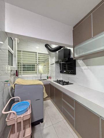 Sri Utama Condominium 1