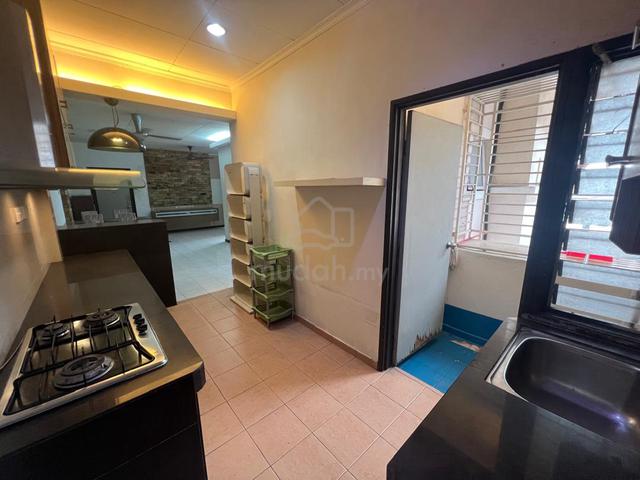 Indah Condominium 1