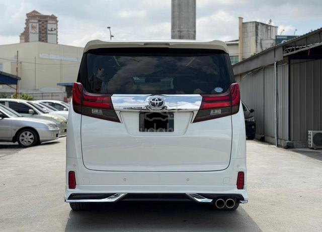 SUNROOF 360 CAM 2017 Toyota ALPHARD 2.5 SC (A) - 4