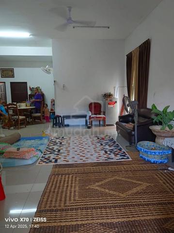 Rumah Taman Gunung Senyum 2