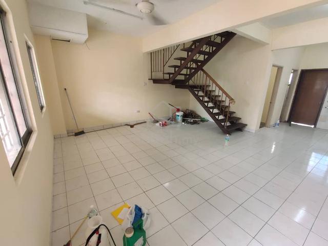 2.5 Storey Lep Kota Perdana Lestari Putra Permai Equine Seri Kembangan 1