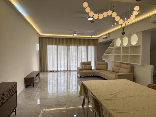 House no. 18 Brand New TopClass Renovated 3Storey Landed House to Rent 1