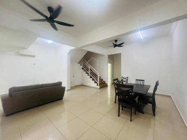Double Storey Terrace At Taman Krubong Utama, 75250 Melaka. 1