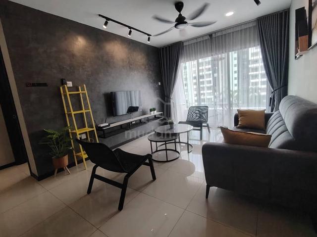 Manhattan Condominium 1