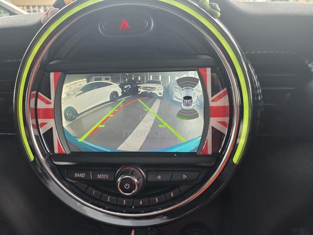 2016 MINI Cooper 1.5 5-Door (F55) - 5