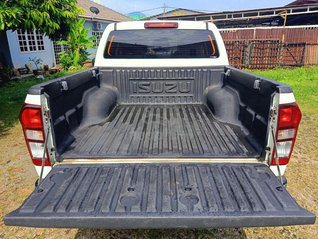 2017 Isuzu D-MAX 2.5 4X4 (M) ALL ORI CONDITION - 5