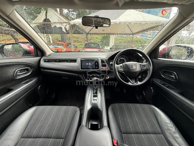 Honda HR-V 1.8 (A) V Full Serv Honda 65K F/Loan - 4