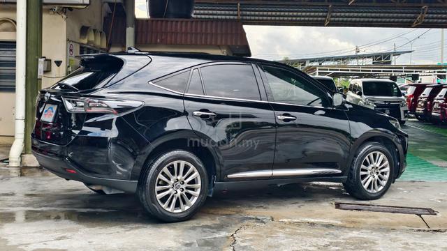 2017 REG 2022 Toyota HARRIER 2.0 PREMIUM XU60 SUV - 4