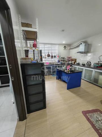 Senai Utama*Fully Extend & Renovated* 1