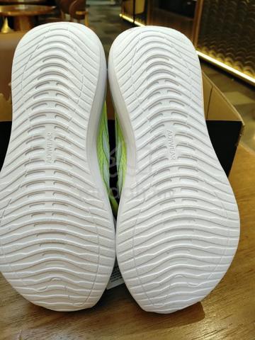 Adidas Runfalcon 6 W Running Shoes (Hi-Res Yellow) - photo 3 of 6