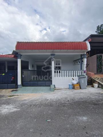 Taman Bukit Mutiara, Batu Pahat, Single Storey Medium Low Cost 1