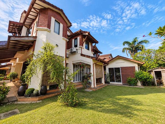 Corner Lot Superlink 2 Stry Jalan Birai, Bukit Jelutong For Sale 1