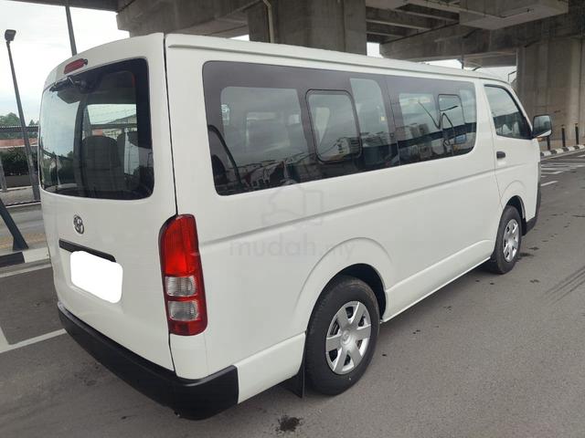 2008 Toyota Hiace 2.5 (M) Low Roof Window Van - 3