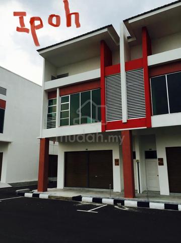 Double Sty End Lot Shop Lot At Seri Iskandar 1