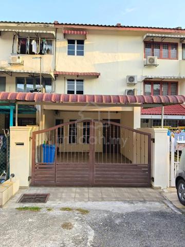Renovated 3-Storey Terrace House For Rent 📍 Taman Sri Muda, Shah Alam 1