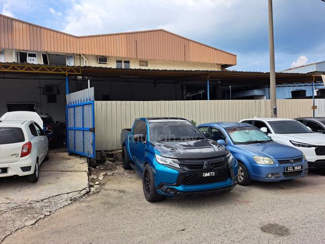 PADANG LALLANG Large 6000sf Warehouse 1