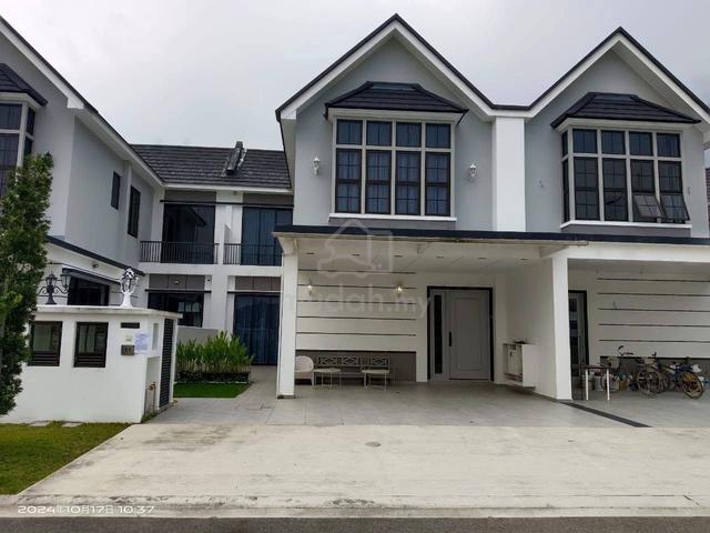Eco Spring Rose 2 Storey House Mount Austin 1