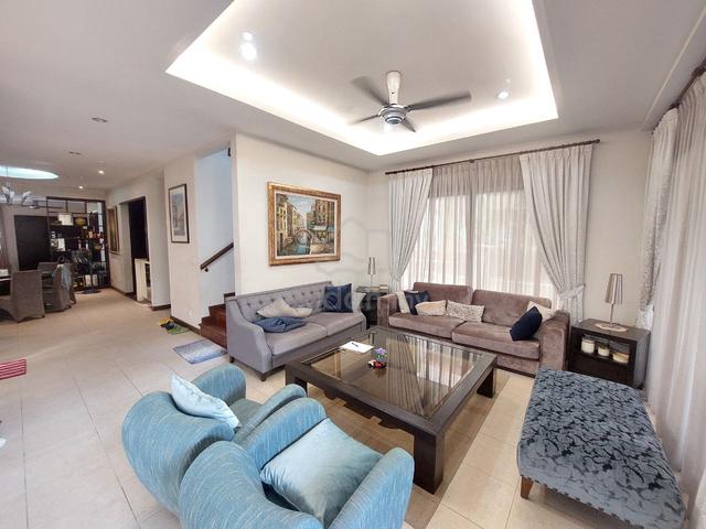 2 Storey Superlink Terrace Angular Unit Lagenda Bukit Jelutong 1