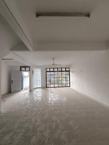 Desa Cemerlang G&G 22x80sf Double Storey Terrace Ulu Tiram 1