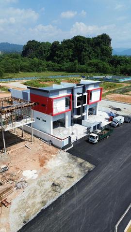 Invest/Own Use)1.5 Sty Semi D Gopeng Nexus Industry Hub Batu Gajah Pus 1