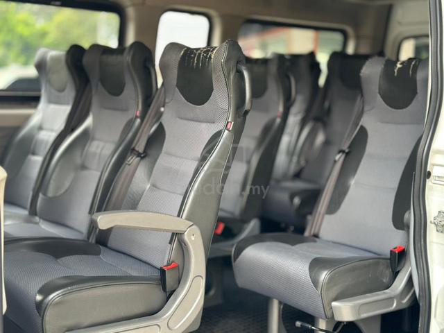 2023 Maxus V80 2.5 15 SEATER WINDOW VAN / F.S.R - 4
