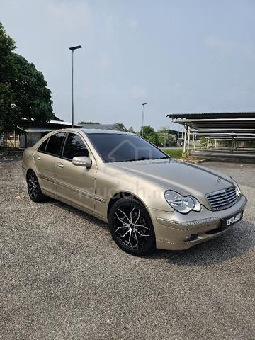 Mercedes C200K W203 - 1