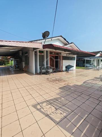 Renovated Single-Storey Bungalow For Sale 1