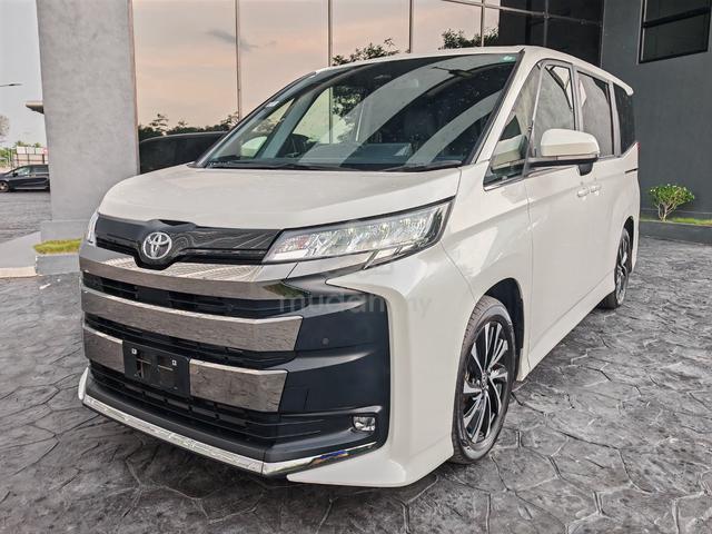 2023 Toyota NOAH 2.0 Z (A) S-Z 4 Cam BSM PowerBoot - 1