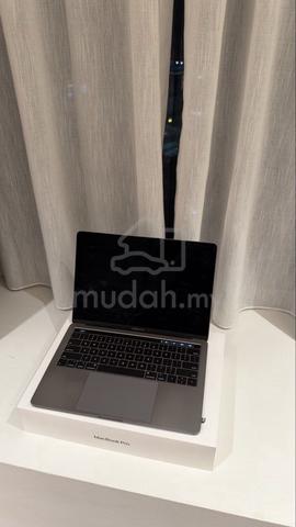 Apple MacBook Pro 13” -2019- - photo 2 of 5