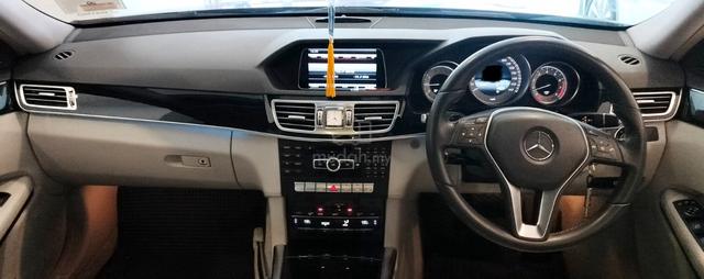 Mercedes Benz E250 2.0(A)FACELIFT SE PREMIUM*r2018 - 4