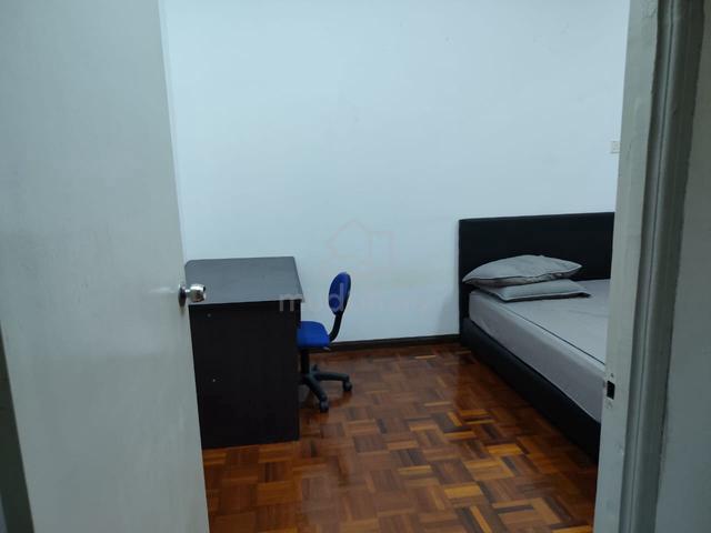 Room For Rent, Taman Ujana Kingfisher 1