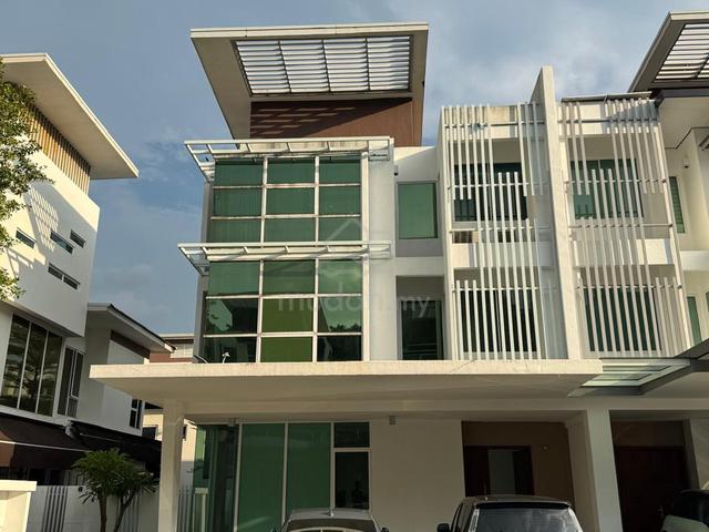 Cheapest Evergreen 3-storey Semi-D Garden Residence Jacaranda 1