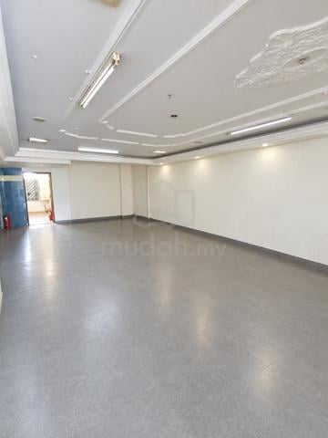 Ground Floor Main Road Shoplot Rent Taman Universiti Skudai JB 1