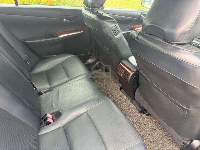 Toyota Camry - 5