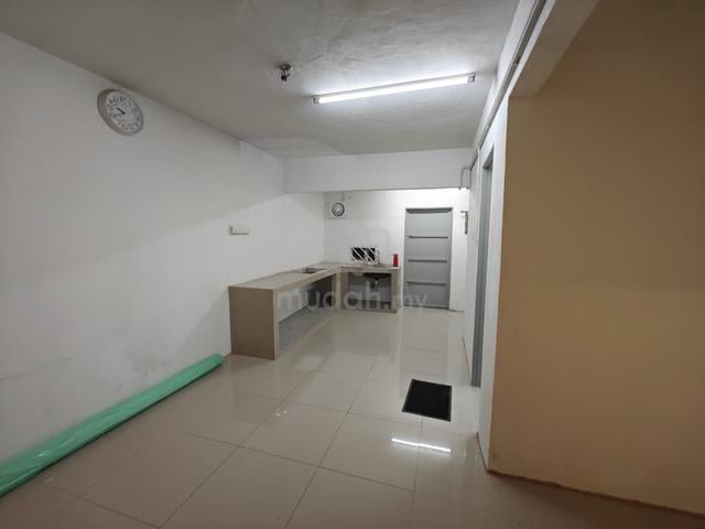 Puchong jaya , 2 storey terrace house for rent , near ioi mall 1