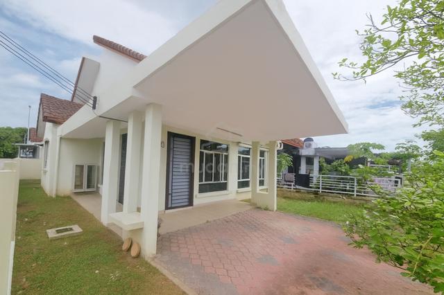 TERMURAH ENDLOT! Single Storey ,Jln Makyong, Bandar Bukit Raja, Klang 1