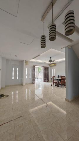 Taman Sri Muda, Seksyen 25, Shah Alam Corner House For Sale 1