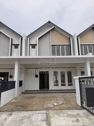 Taman Seri Mewah Klang | Freehold 2-Storey Terrace | 4R3B 1