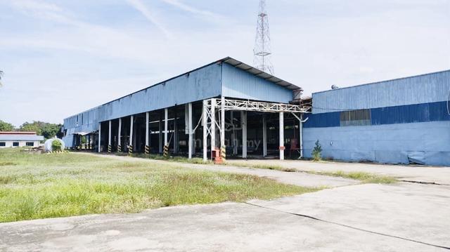 Big warehouse with empty land tg kling,melaka 1