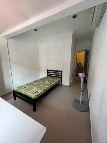 Room For Rent 1