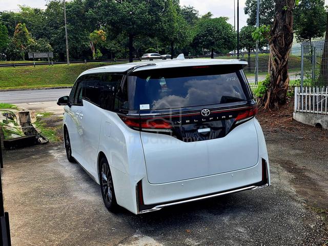 2024 Toyota VELLFIRE 2.4T Z PREMIER BLACK INTERIOR - 4