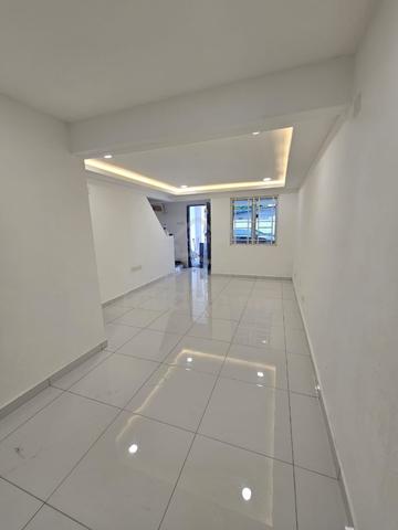 FULL LOAN🔥Double Storey Taman Sri Muhibbah, Kulai for Sale 1