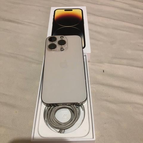 iphone 14 pro gold - photo 3 of 5