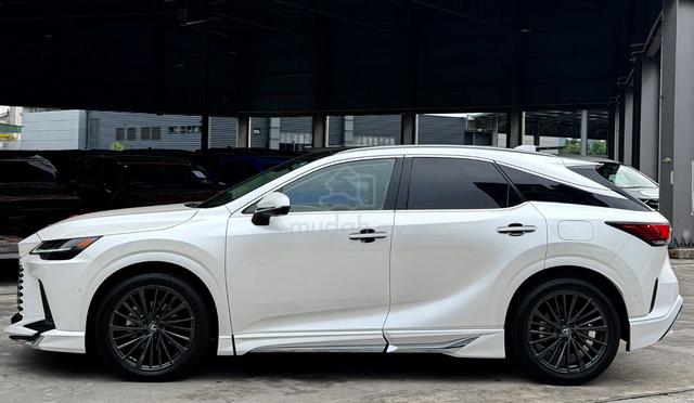 2024 Lexus RX350 2.4 VERSION L /Like New Condition - 5