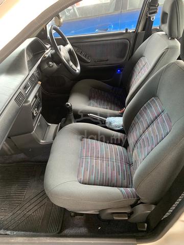 1995 Mazda 323 1.6 FAMILIA (M) - 4