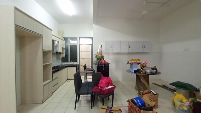 Teres 2 Tingkat Bandar Warisan Puteri, Presint 6, Seremban, Sikamat 4