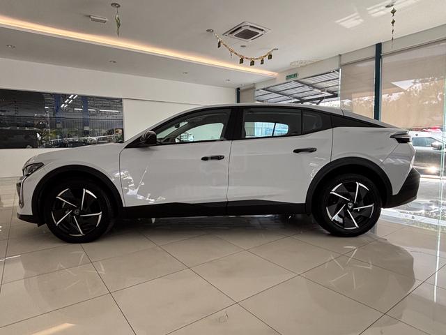 2024 Pre-own Peugeot 408 1.6 PREMIUM 20k Km - 3
